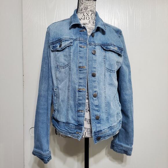 Universal Thread Freeborn Jacket Womens M Blue Jean Denim Trucker Button Pockets - Picture 1 of 7